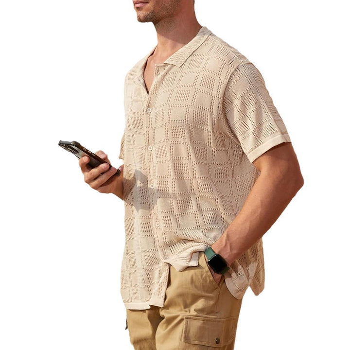 Casual short-sleeve shirt for men with textured pattern Lune London