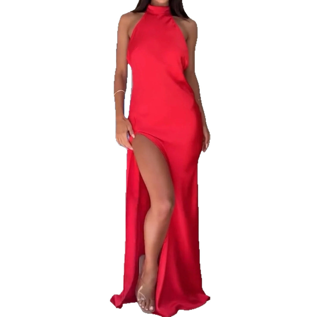 Women's elegant maxi dress with shimmering V-neckline and high slit Lune London