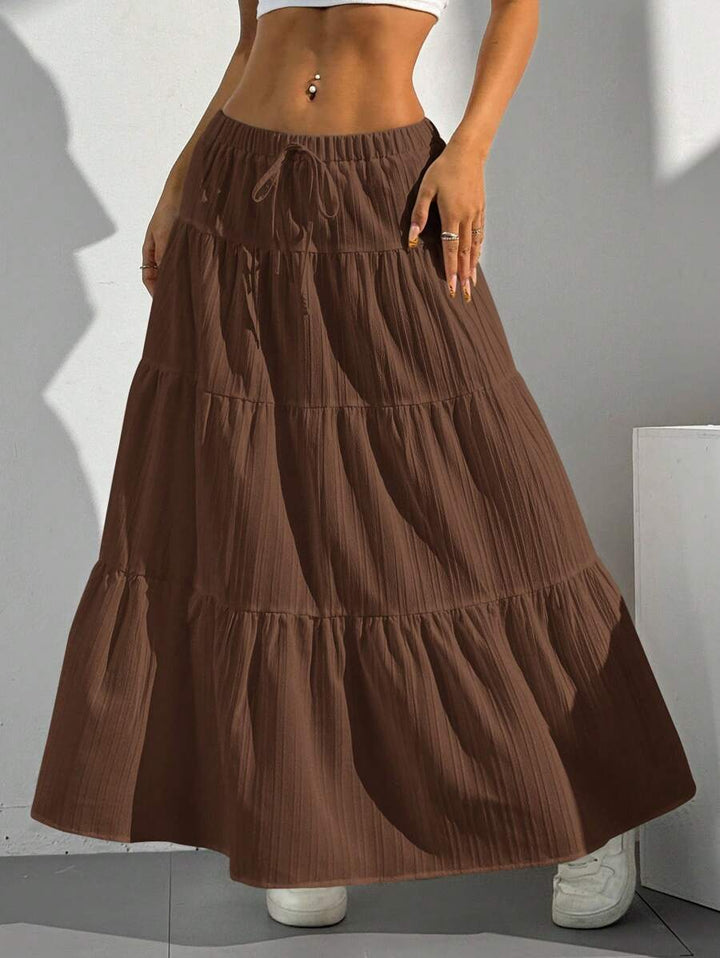 Maxi skirt for women with voluminous ruffle details and an elastic waistband Lune London