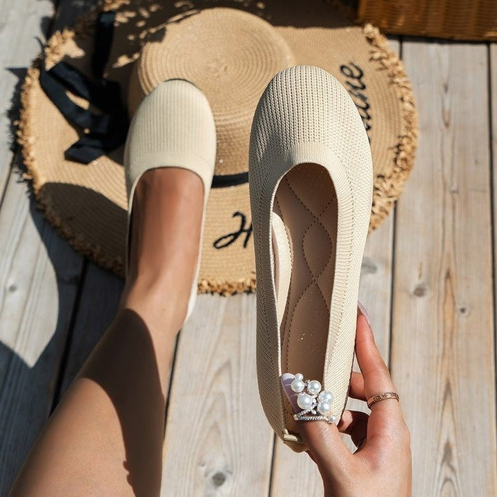Ladies Comfortable Chic Ballet Flats