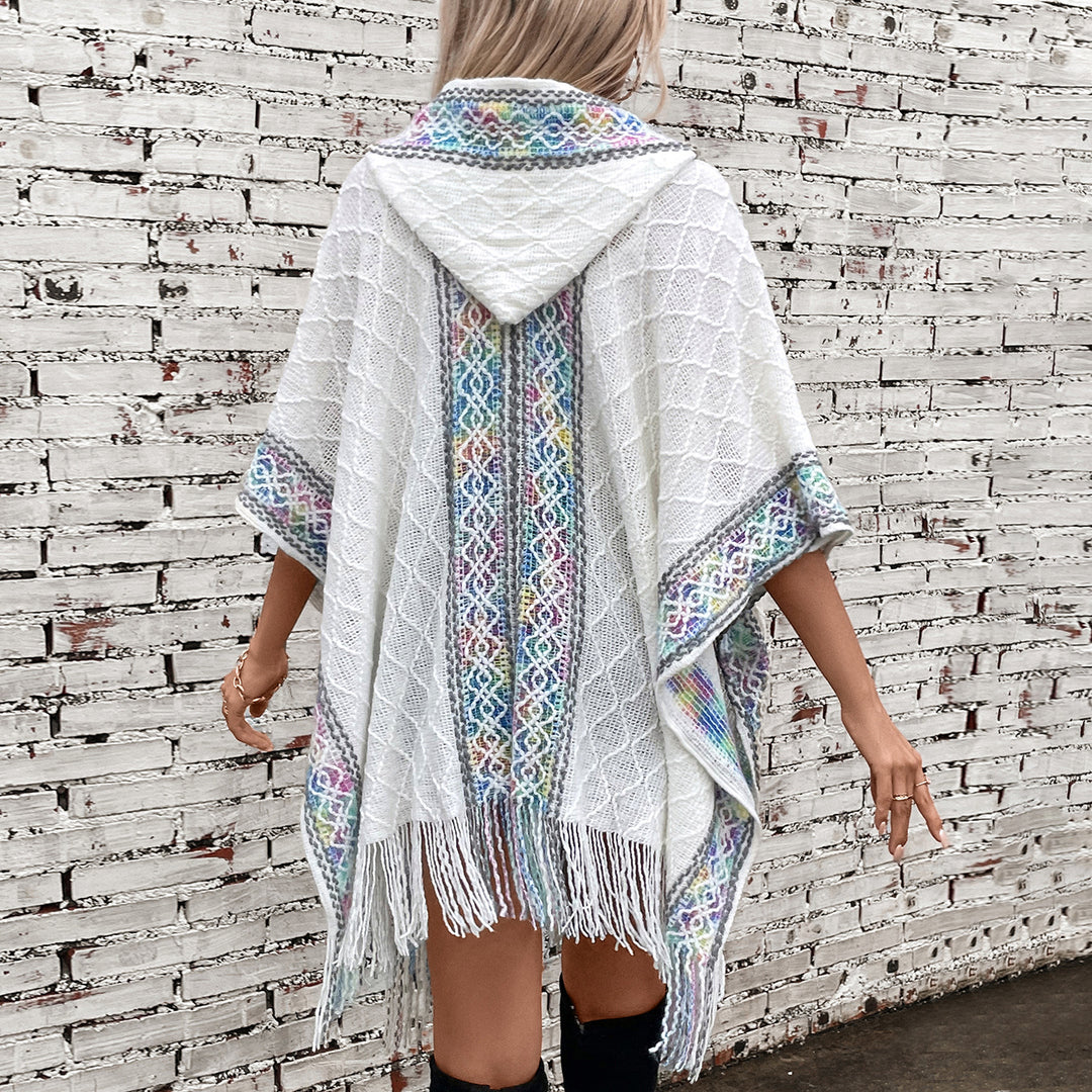 Elegant poncho for ladies with high-quality structured design and fringes Lune London