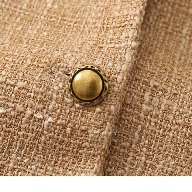 Veste blazer courte féminine à la mode avec des détails de boutons élégants Chic & Stil