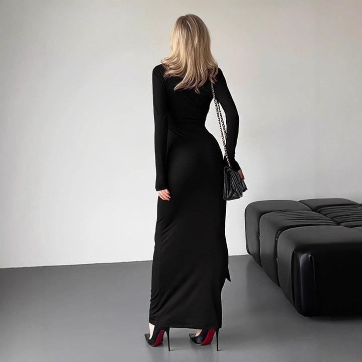 Elegant maxi dress for women with deep V-neckline and side slit Lune London