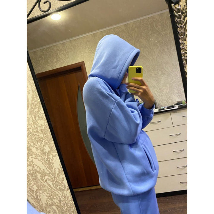 Casual loungewear set for women with a comfy hoodie and comfy joggers Lune London