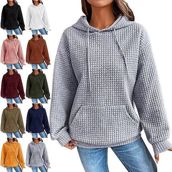 Casual hoodie for women with textured surface and practical kangaroo pocket Lune London