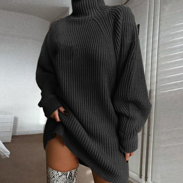 Chunky knit sweater for women with high turtleneck and side slit Lune Londonl