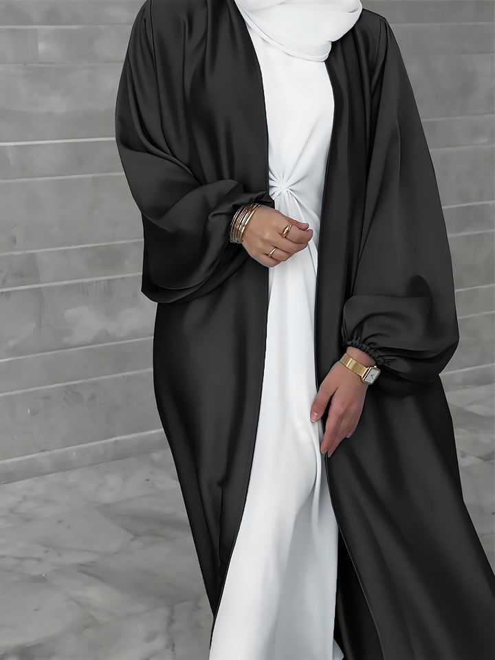 Ladies elegant long cardigan in fluid fabric with a loose fit Lune London