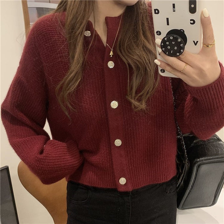 Cardigan pour femmes avec des détails de bouton sophistiqués et une coupe large Chic & Stil