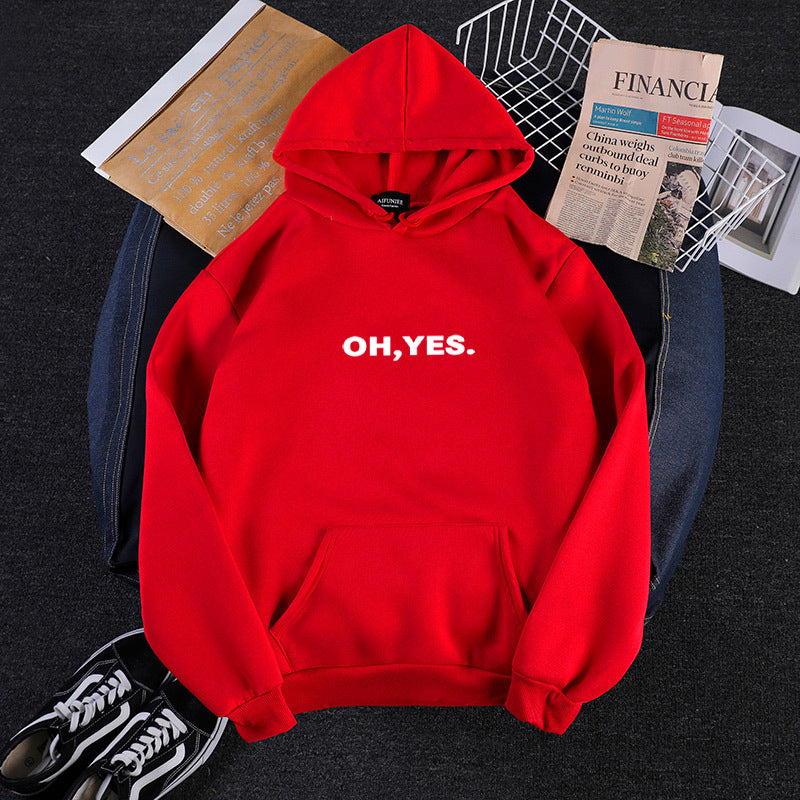 Women's hoodie with functional kangaroo pocket Chic & Stil