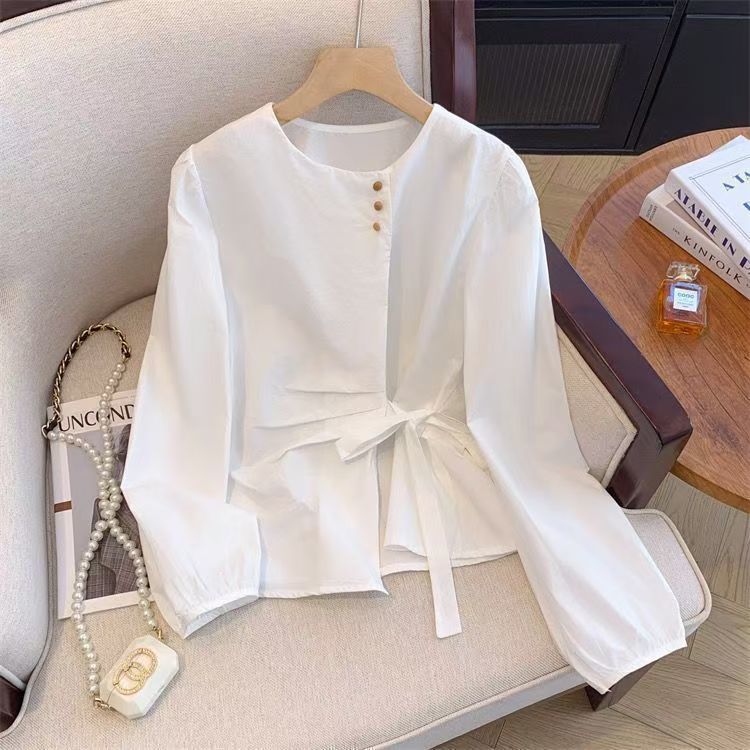 Blouse pour femmes avec élégant nœud papillon Chic & Stil
