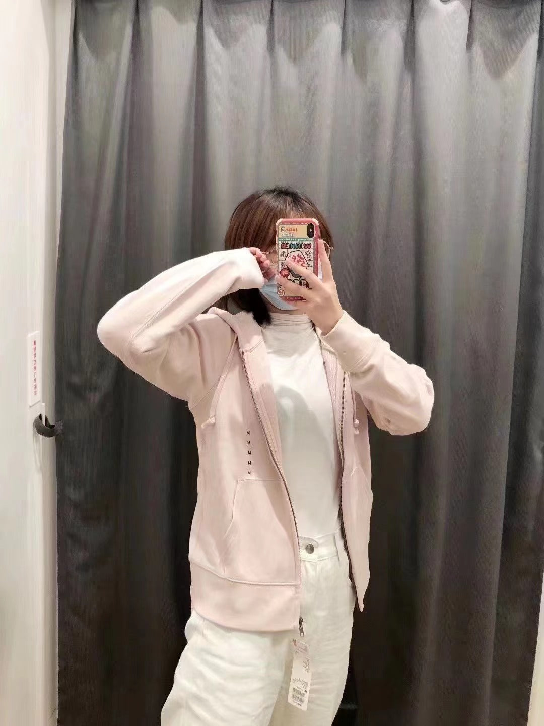 Veste à capuchon décontractée pour femmes avec coupe sportive Chic & Stil