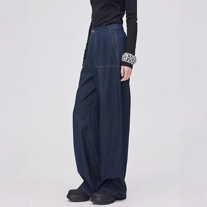 Jean féminin à la mode avec une coupe large et une taille haute Chic & Stil