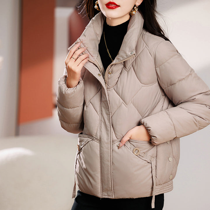 Ladies short quilted jacket with hood and practical pockets Lune London