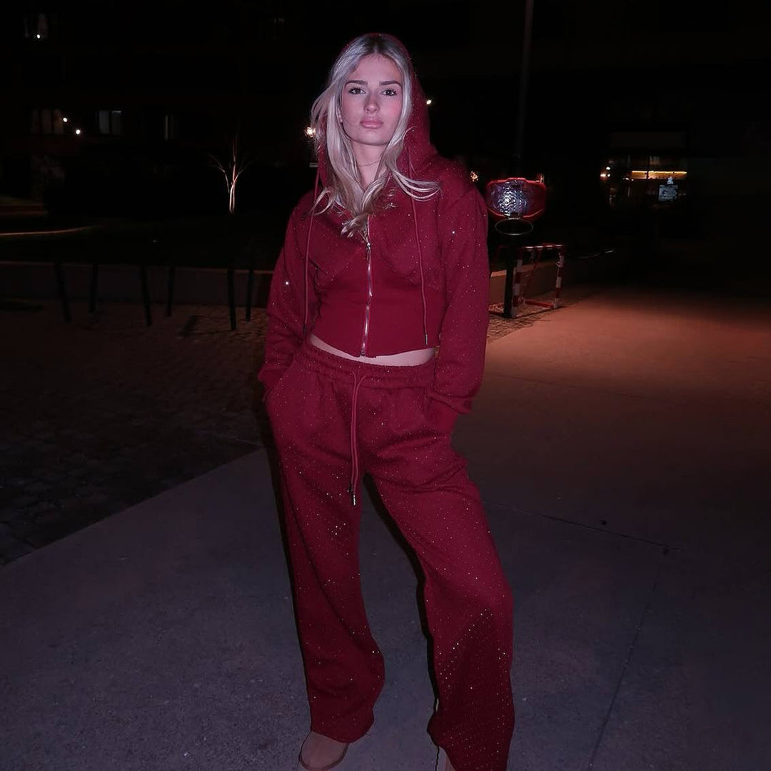 Leisure set for women with sparkling accents and a comfortable fit Lune London