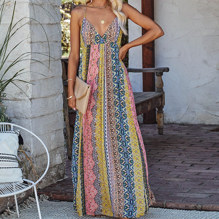 Maxi dress for women with a unique multicolored pattern and adjustable spaghetti straps Chic & Stil