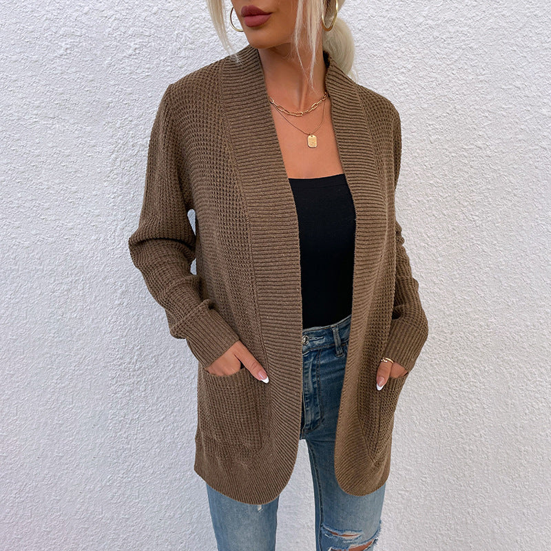 Knitted jacket for women with a relaxed fit and open pockets Lune London