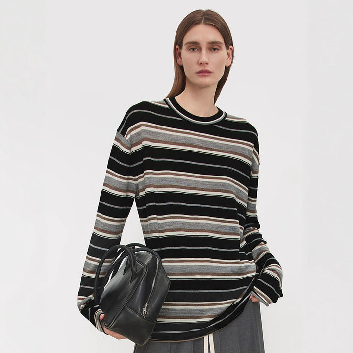 Chemise à manches longues pour femmes avec motif rayé à la mode Chic & Stil