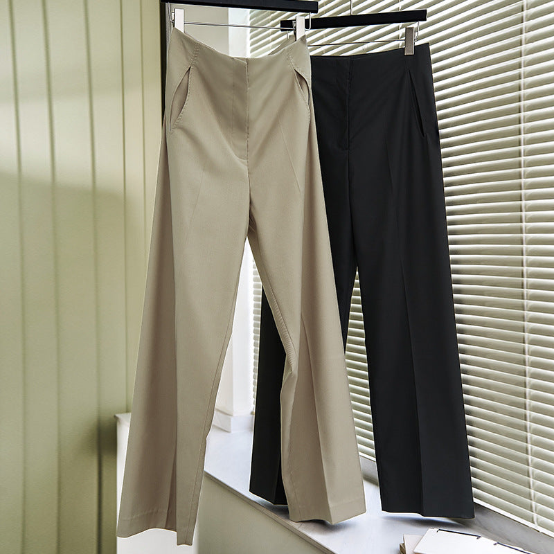 Pantalons de costume élégants et larges pour femmes Chic & Stil