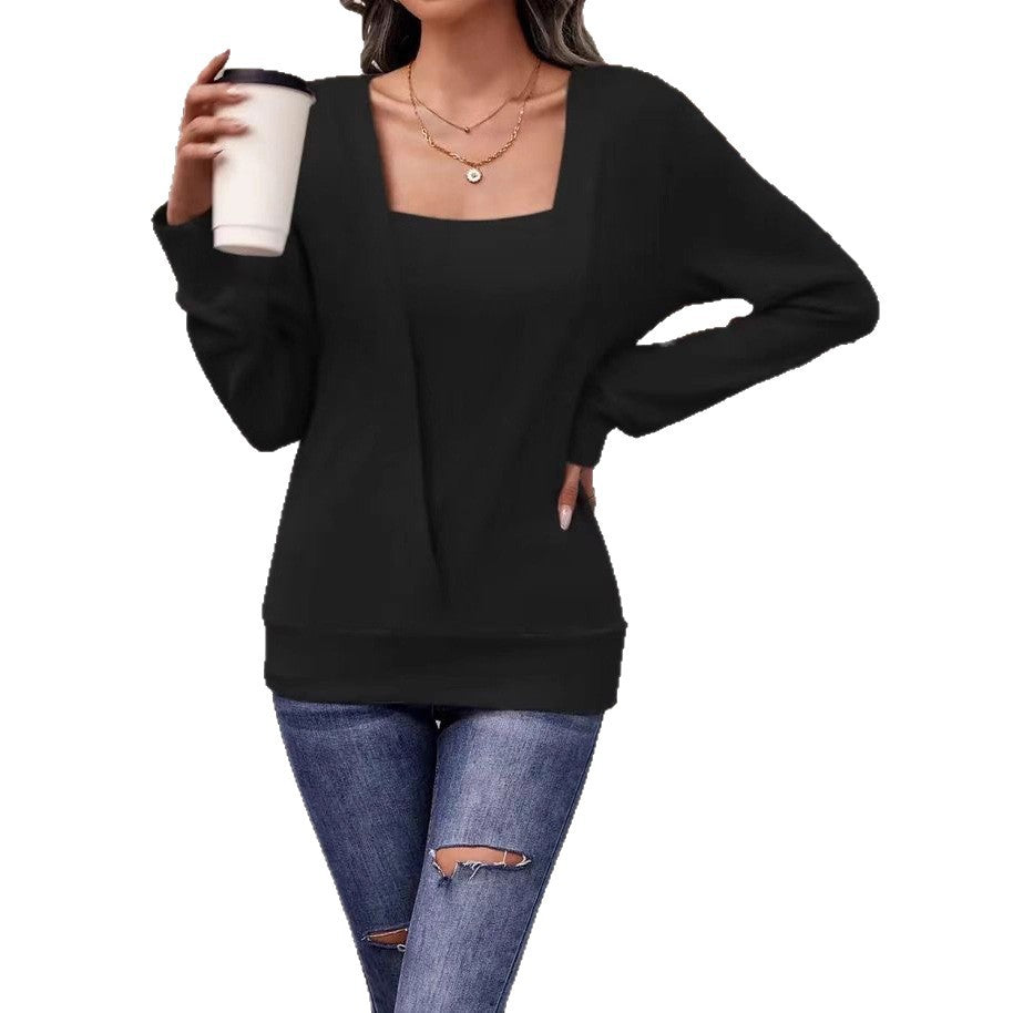 Casual women's top with V-neck and fine texture Lune London