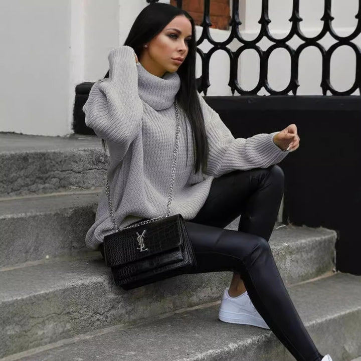 Chunky knit sweater for women with high collar and relaxed fit Lune Londonl