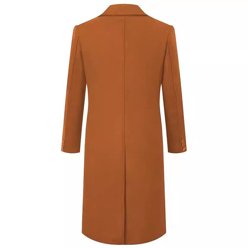 Double-breasted wool coat for men with an elegant notch lapel Lune London