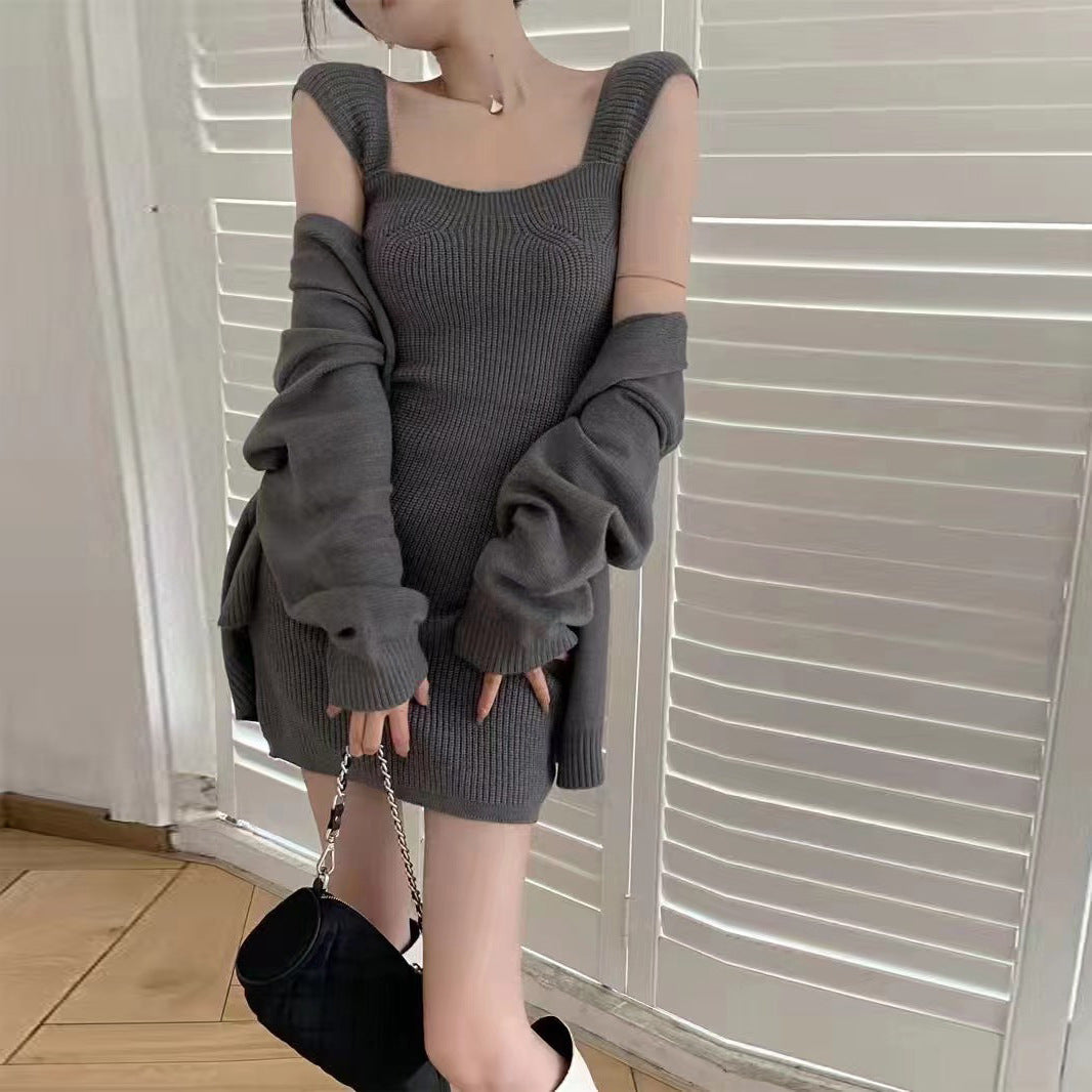 Robe tricotée pour femme au design minimaliste avec cardigan amovible Chic & Stil