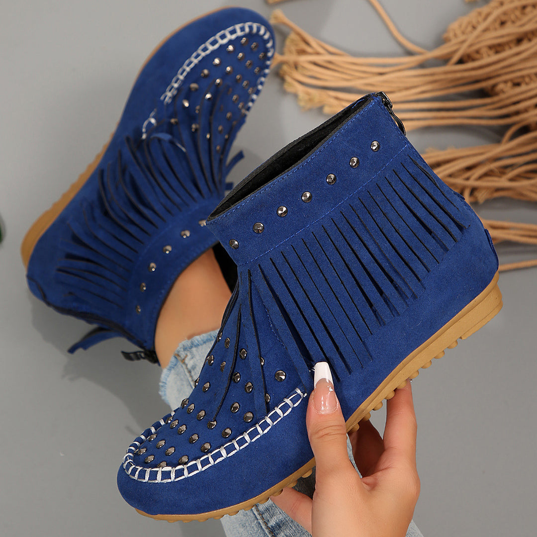 Women Moccasins with trendy fringe embellishments and shiny accents Lune London