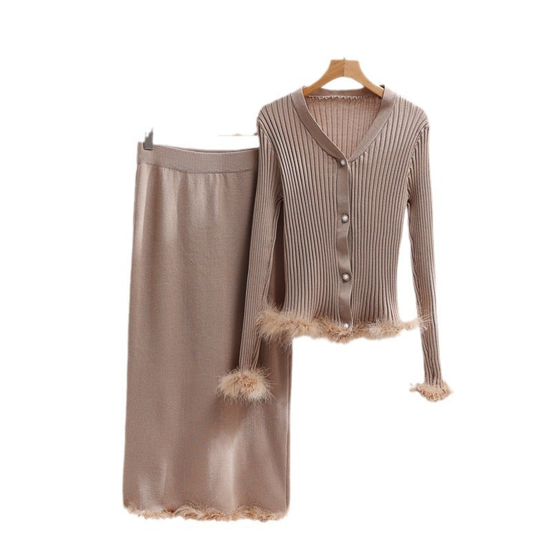 Women’s knitted set with an elegant fur lining Lune London