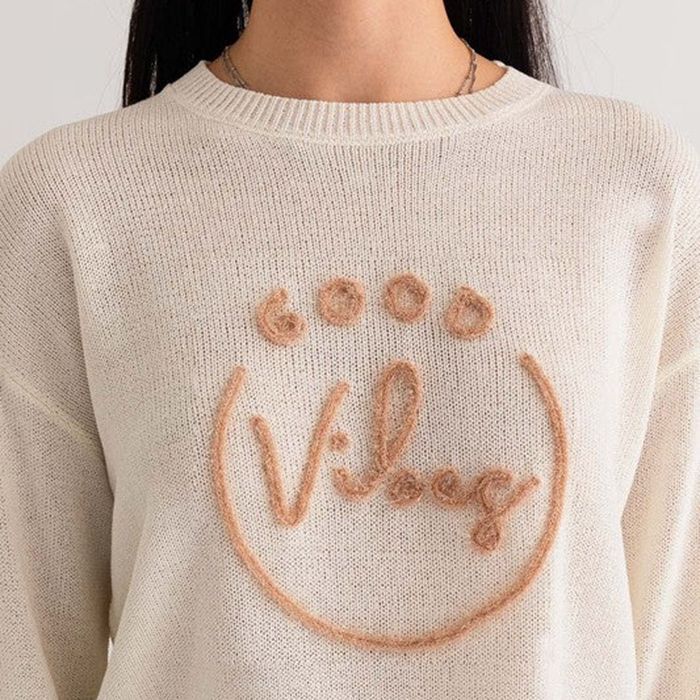 Casual knitted sweater for women with flocked inscription Lune London
