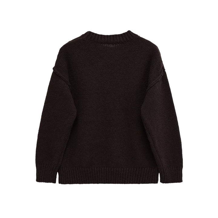 Casual knitted sweater for women with round neck and drop shoulders Lune London