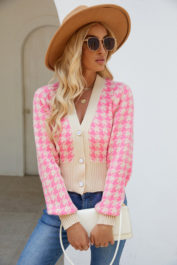 Women Fashionable Knitted Cardigan with Argyle Pattern and Beaded Button Lune London