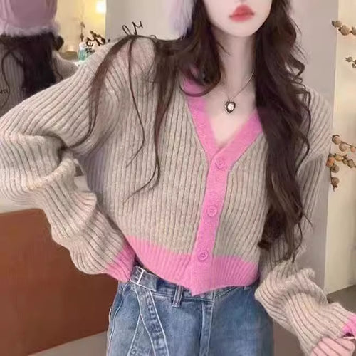 Cropped knit jacket for women with contrast pattern Lune London
