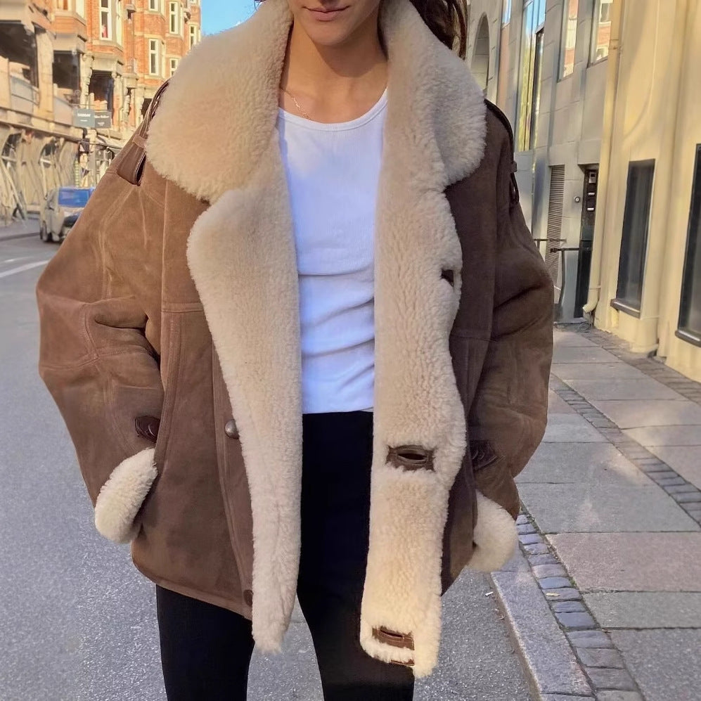 Ladies quilted coat fashionable and warm with colorful faux fur collar Lune London