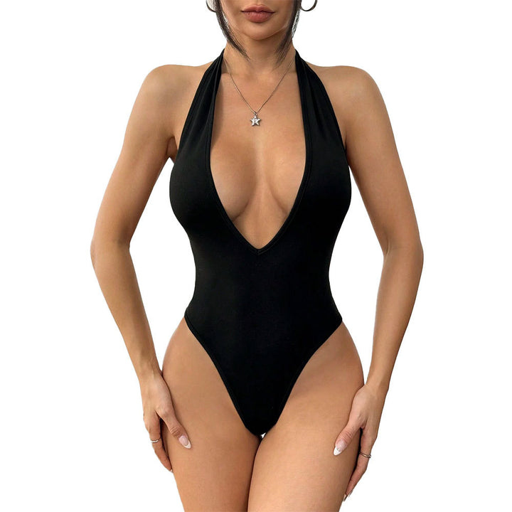 Women's swimsuit with deep V-neckline and off-the-shoulder design Chic & Stil