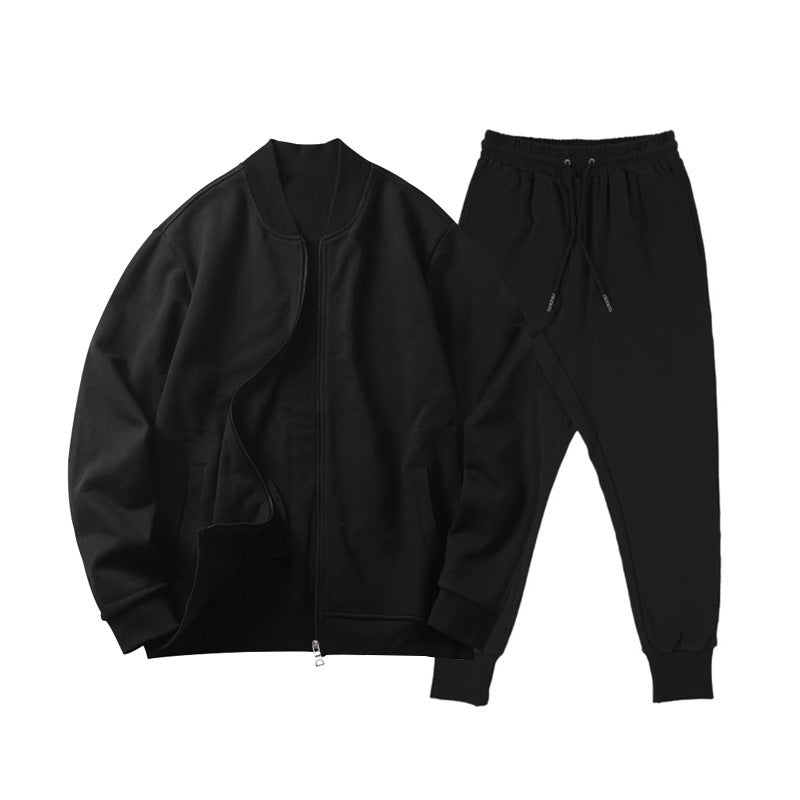 Casual men's suit with a modern cut and practical pockets Lune London