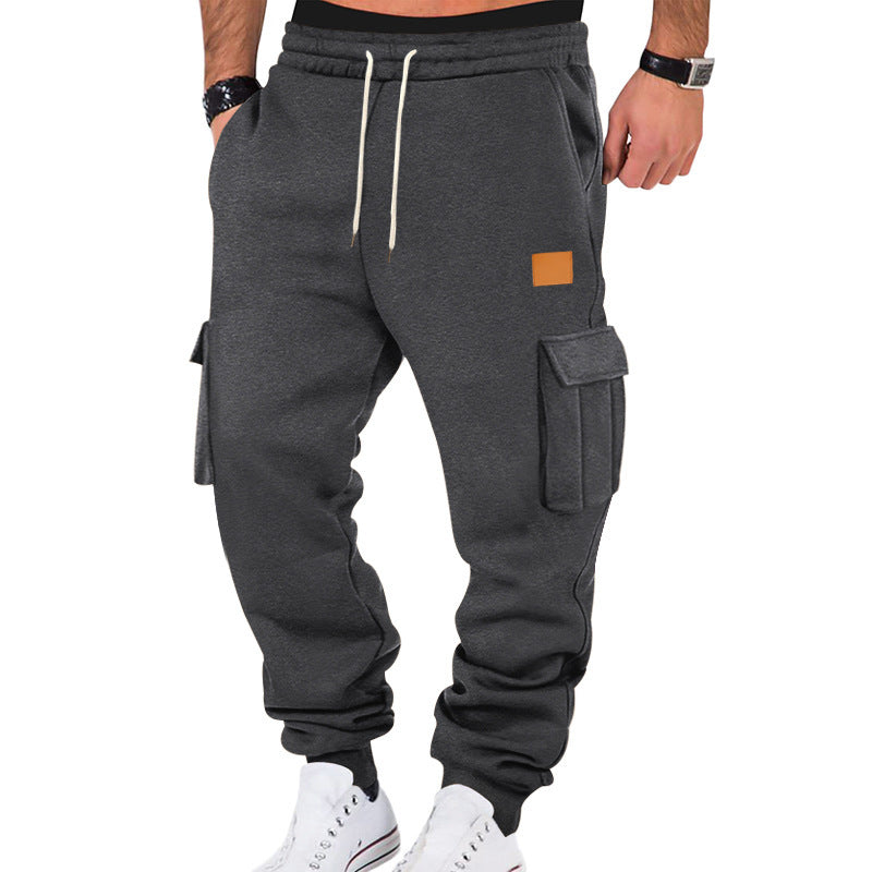 Men's cargo jogger pants with practical pockets and elastic waistband Lune London
