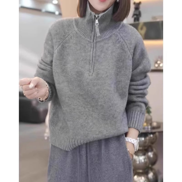 Knit sweater for women with high collar and practical zipper Lune London