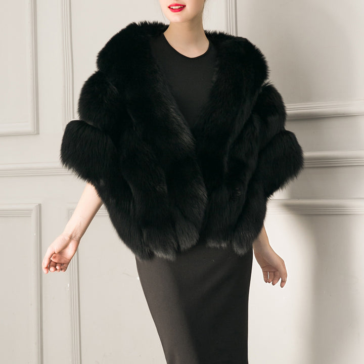 Ladies luxurious elegant faux fur cape Lune London