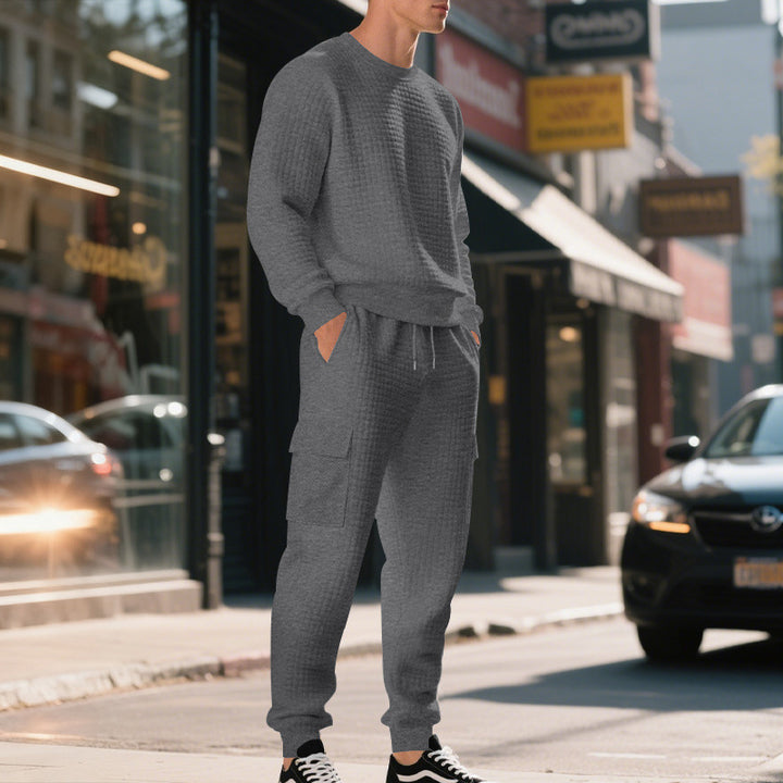 Lune London casual sweatshirt and cargo pants set for men