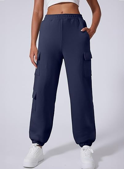 Cargo pants for ladies with elastic waist and practical side pockets Lune London
