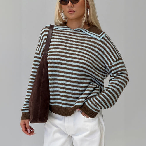 Striped hoodie for ladies with casual fit and soft material Lune London