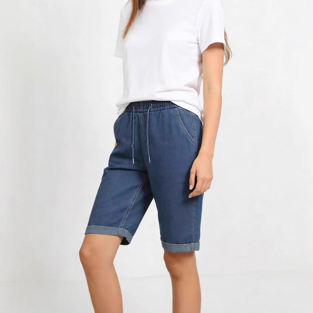 Women's denim shorts with elastic waistband and practical pockets Lune London
