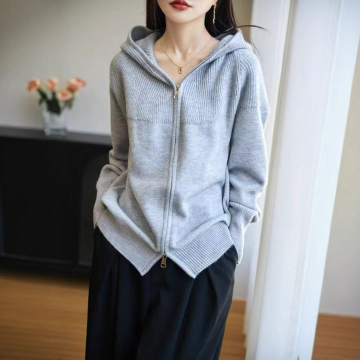 Cardigan à capuche pour femmes avec fermeture éclair Chic & Stil