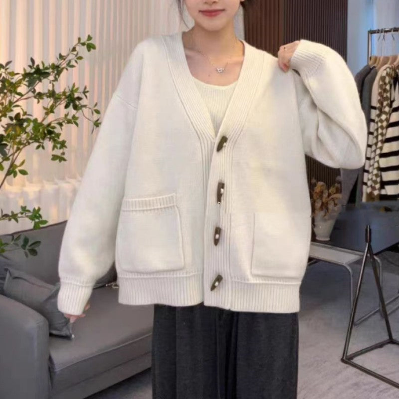 Ladies Comfortable Knit Vest with Modern Buttons and Pockets Lune London