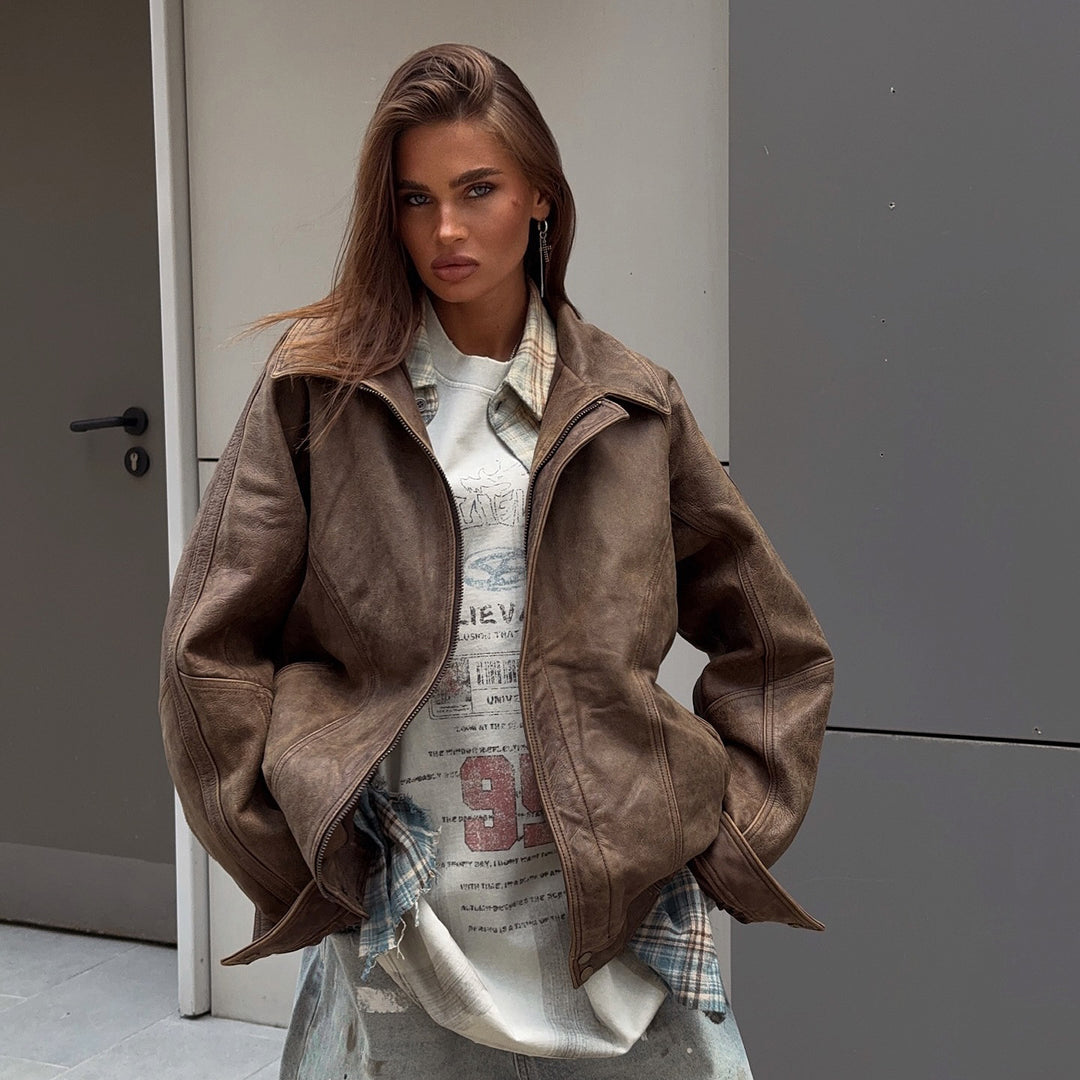 Leather jacket for women with a relaxed cut and oversized fit Lune London