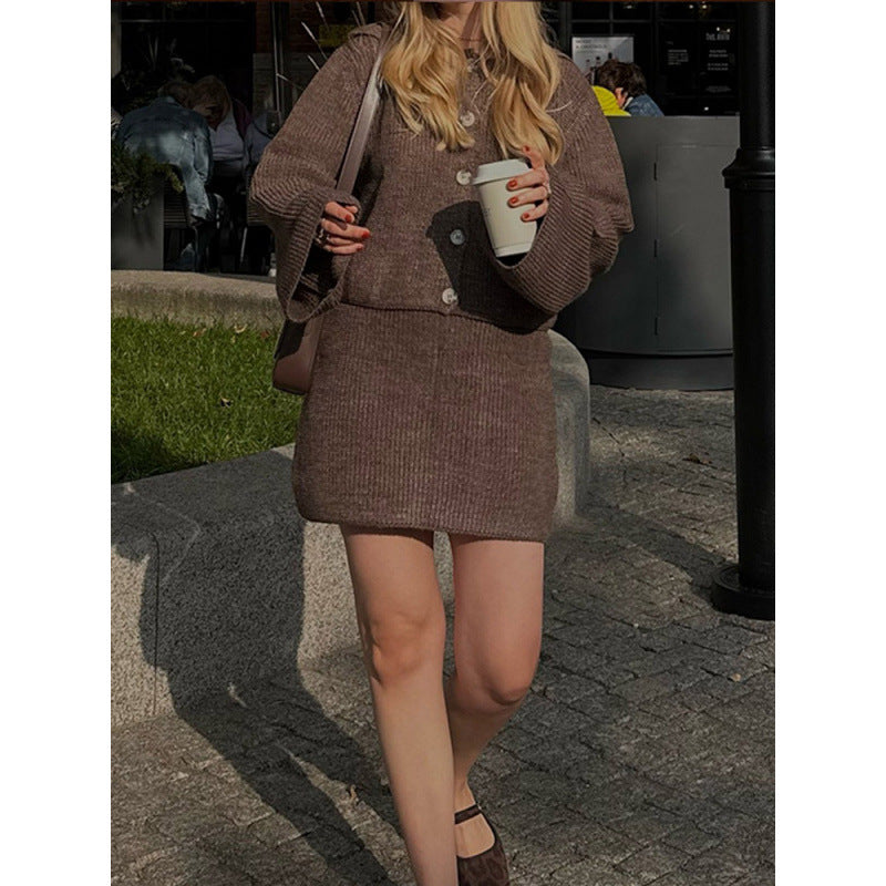 Women's knit dress with a loose fit and button placket Lune London