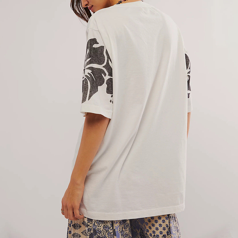 Casual women's shirt with floral print and dropped shoulders Lune London