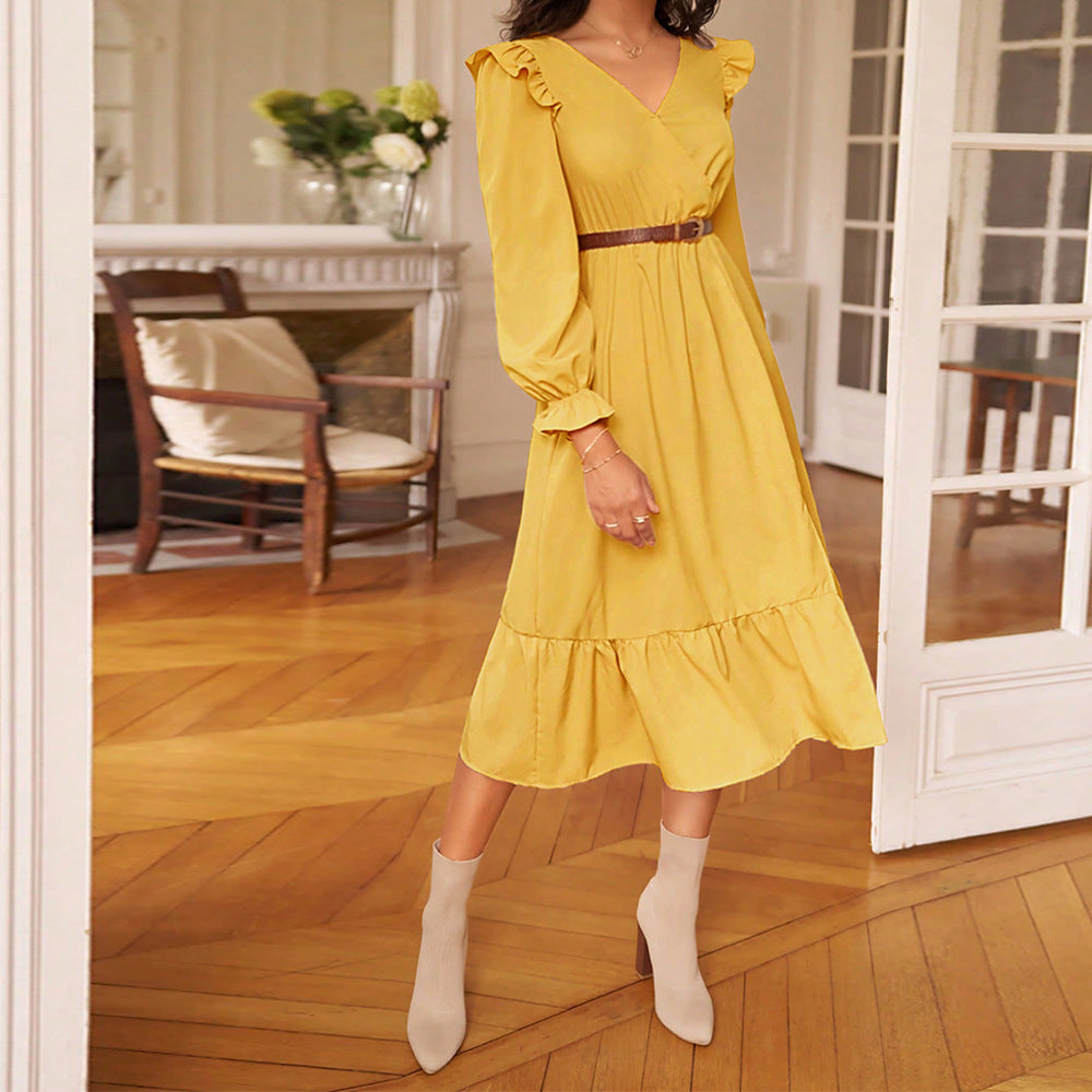 Robe midi pour femme avec un élégant design volant et une fente latérale Chic & Stil