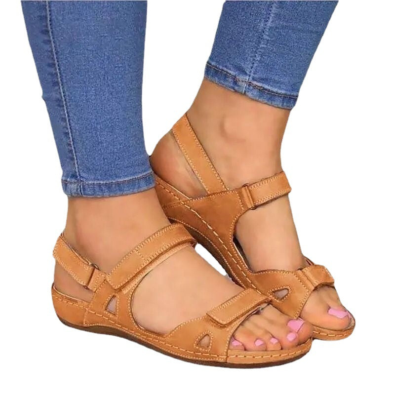 Lune London adjustable casual comfort sandals for women