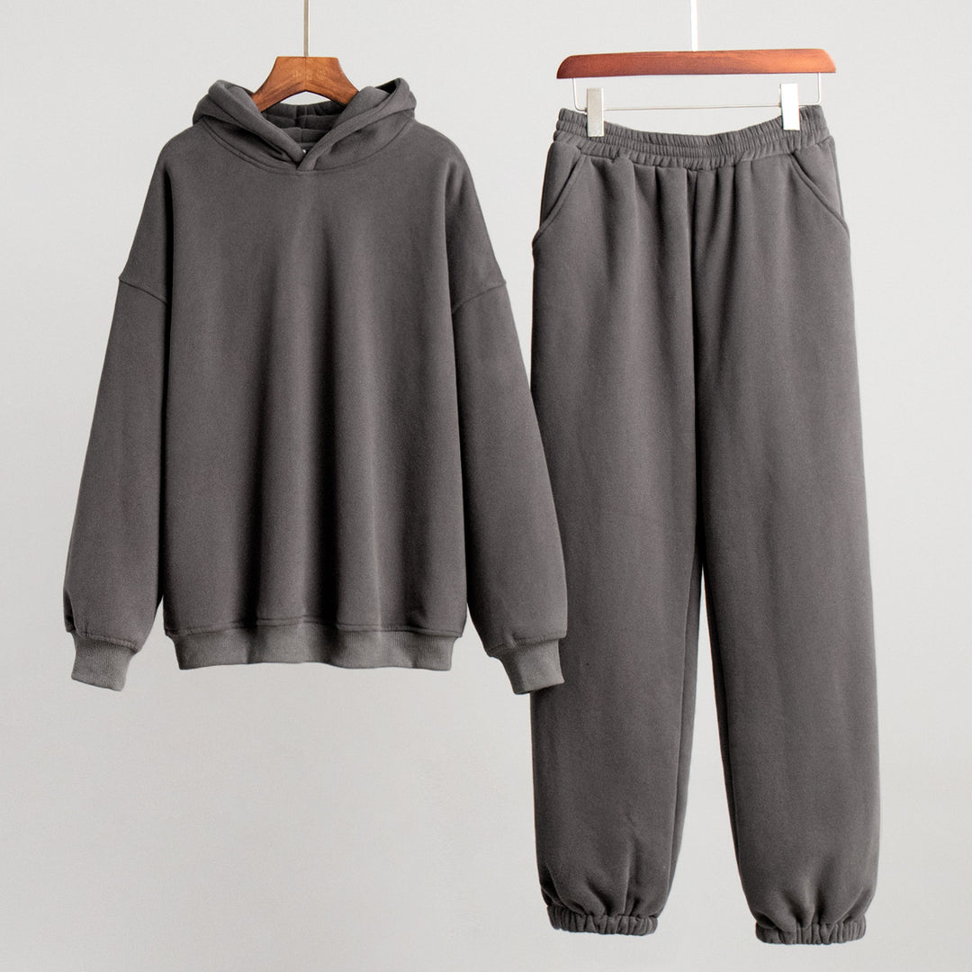 Ensemble de hoodie sportif et de pantalon de jogging pour dames Chic & Stil
